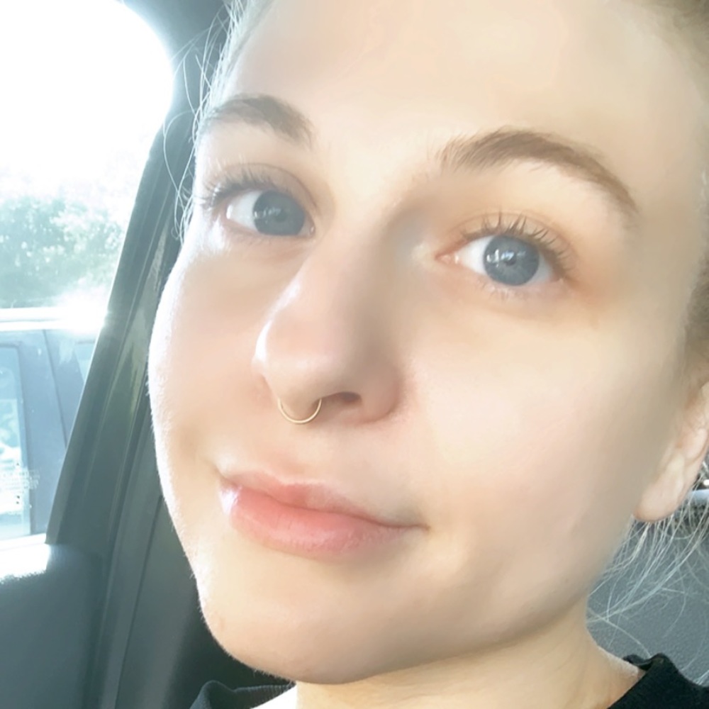 Meet your Posher, Leah